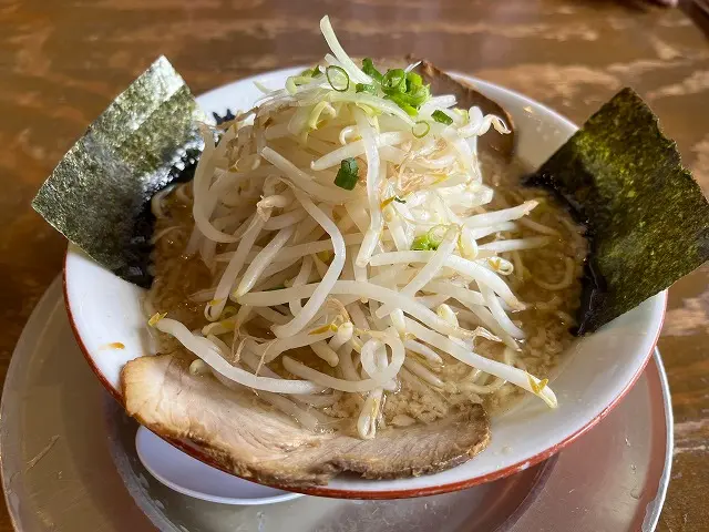 だるまや 亀貝店】魚介増量で、さらに美味しくなった「だるまラーメン